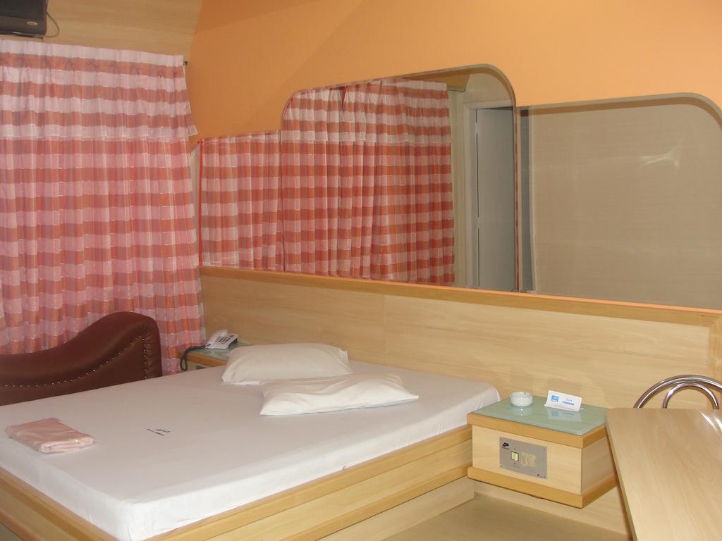 Primor (adults Only) 2*